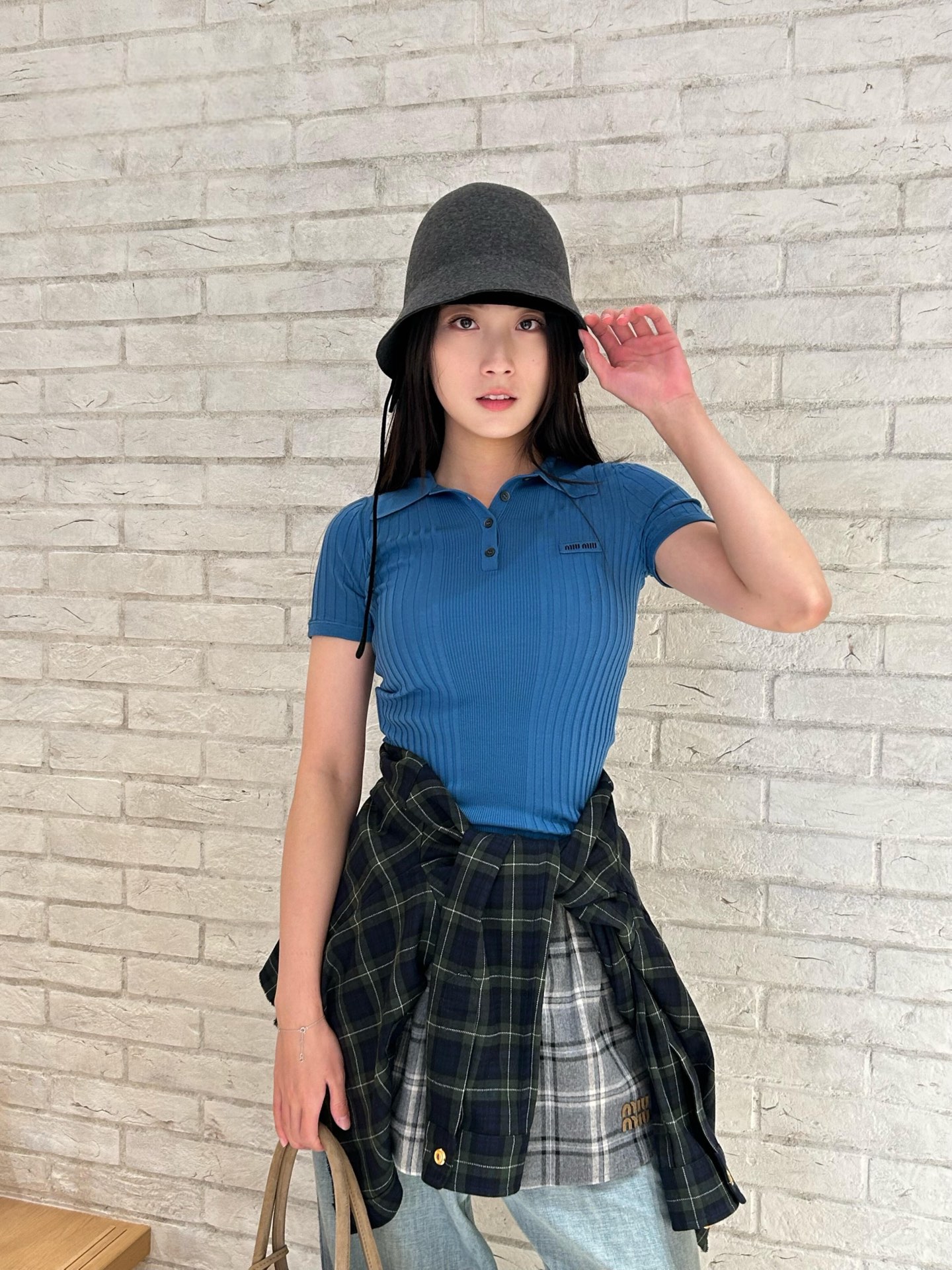 Women's short sleeves